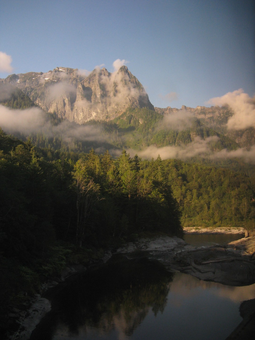 Good mornin', America, how are you?